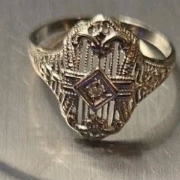 Jewelry - Authentic Art Deco 14k White Gold Art Deco Filigree Ring size 5.75